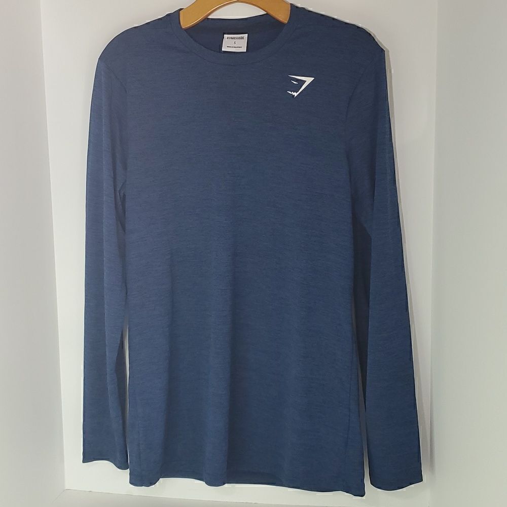 Gymshark Men's Long Sleeve Blue Athletic Shirt Size Small